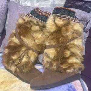 Musk Luk Faux Fur Knee-High Boots with Tribal Pattern